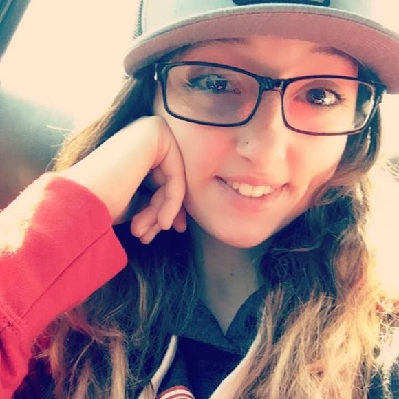 Meet your Posher, Skylar - Picture 1 of 1